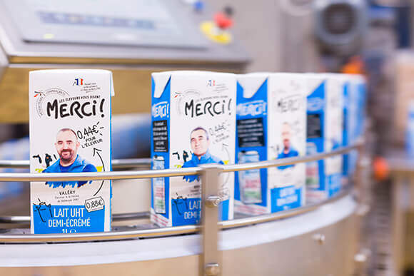 filiere lait eleveurs disent merci Laiterie Saint Père, unité de production d'Agromousquetaires Eleveurs vous disent merci Lait !