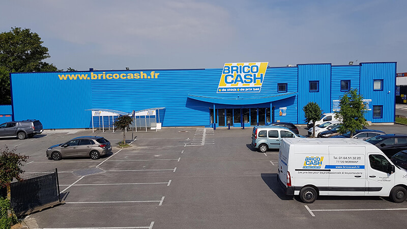 Façade du point de vente Brico Cash de Mormant (Seine-et-Marne)