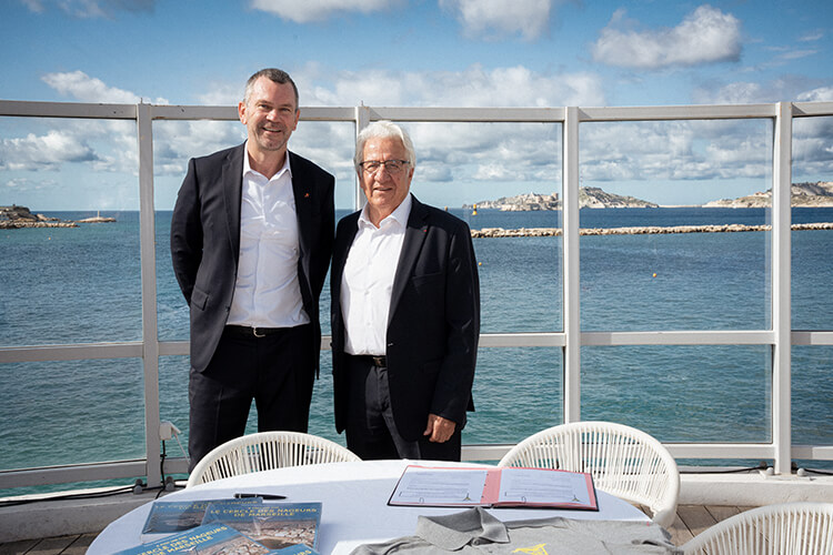 Signature du partenariat entre le Groupement Moousquetaires et le Cercle des Nageurs de Marseille